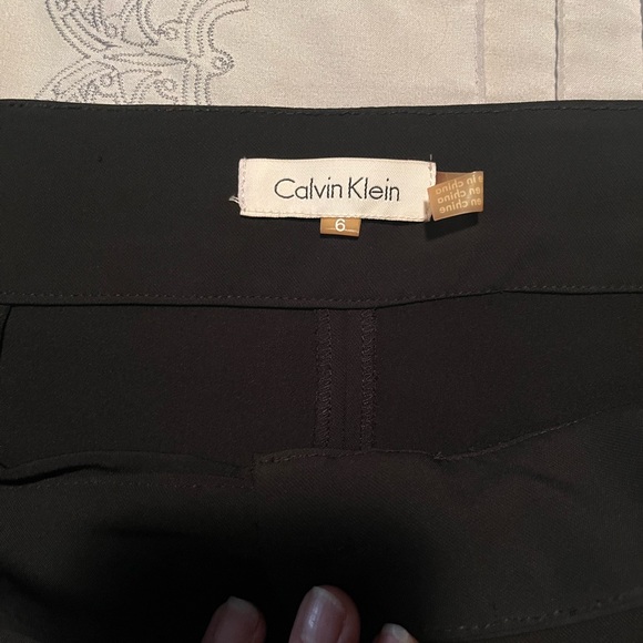Calvin Klein cropped black slacks - Picture 3 of 4